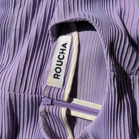 Roucha Tend Textured Long Sleeve Clean Top - Picture 7 of 8